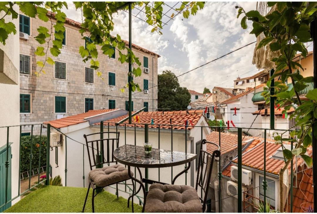 Villa Angie Old Town With Jacuzzi Split Exterior foto