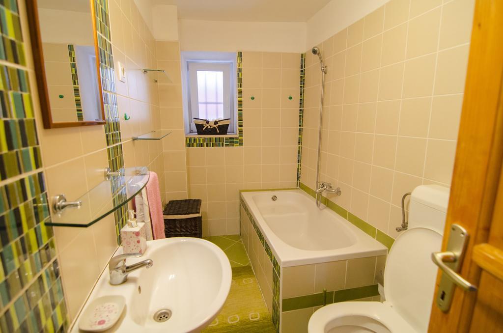 Villa Angie Old Town With Jacuzzi Split Exterior foto